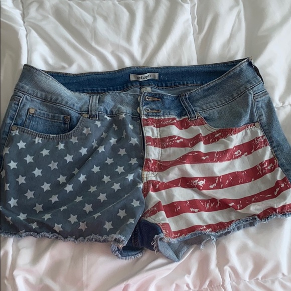 refuge Pants - Refuge Knockaround American Flag Shorts Size 18